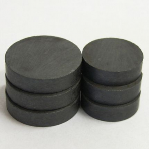 Čierne magnety, priemer 16 mm, 50 ks
